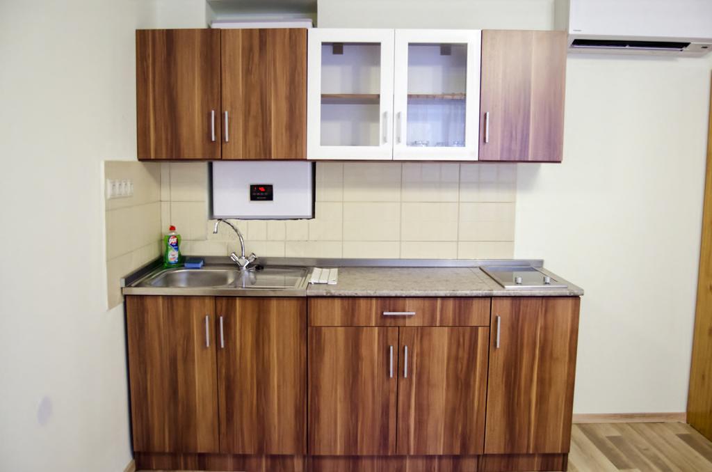 CSONGRÁDI VENDÉGVÁRÓ Apartmanok, Szarka ház Csongrád Exterior foto